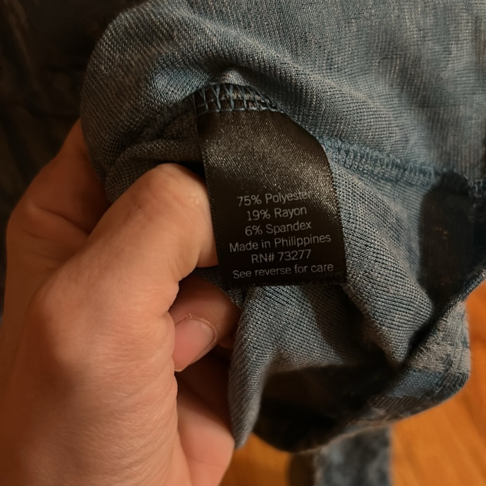 NWOT Simply Vera /Vera Wang women’s top size small - Picture 5 of 7